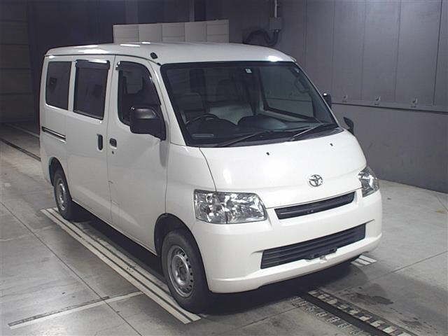 2253 Toyota Lite ace van S412M 2018 г. (JU Gifu)